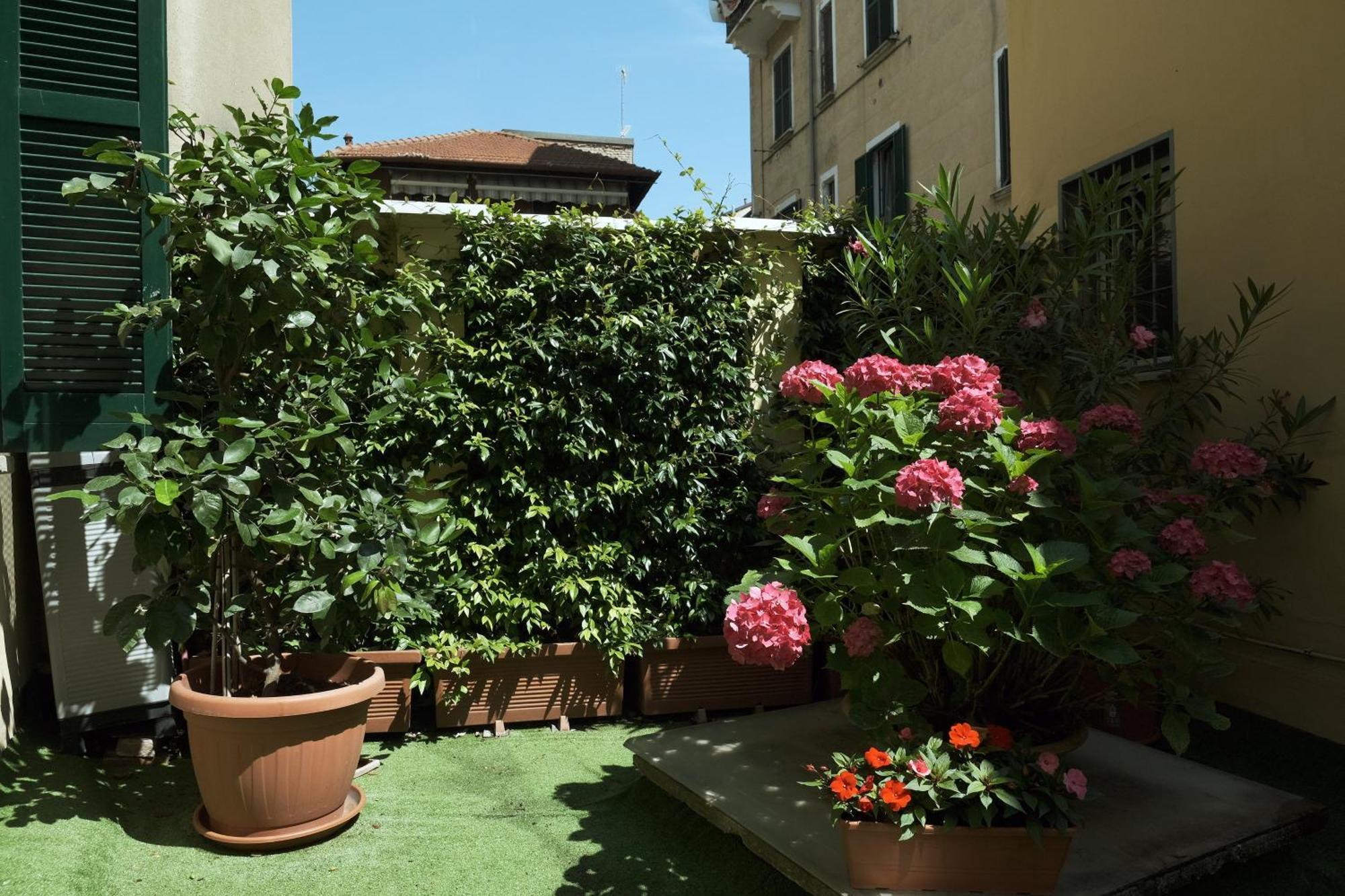 Comecasa Flowery Terraced Apartment Milan Extérieur photo